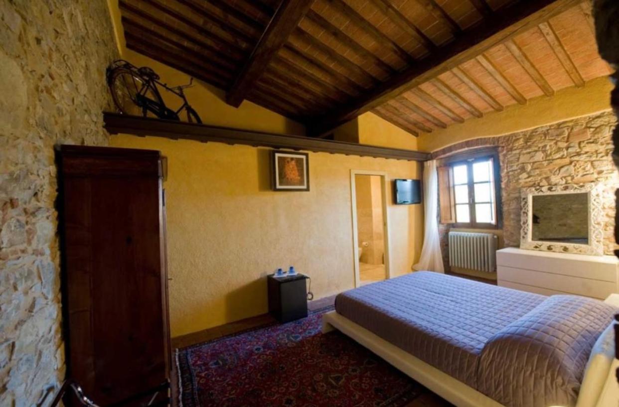 Room In Bb - Agriturismo Sottotono, Nature And Relax كارمينيانو المظهر الخارجي الصورة